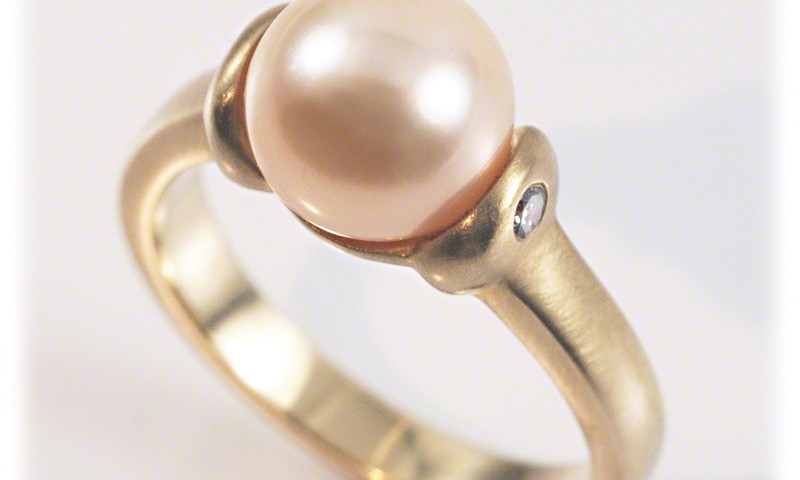 Cupped Pearl Ring