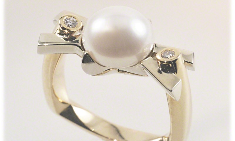 Scaffold Pearl Ring